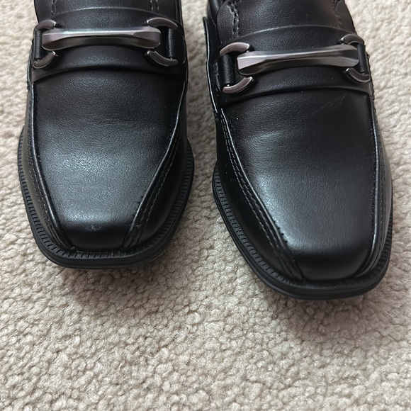 Toddlers Dress Shoes - Picture 3 of 5